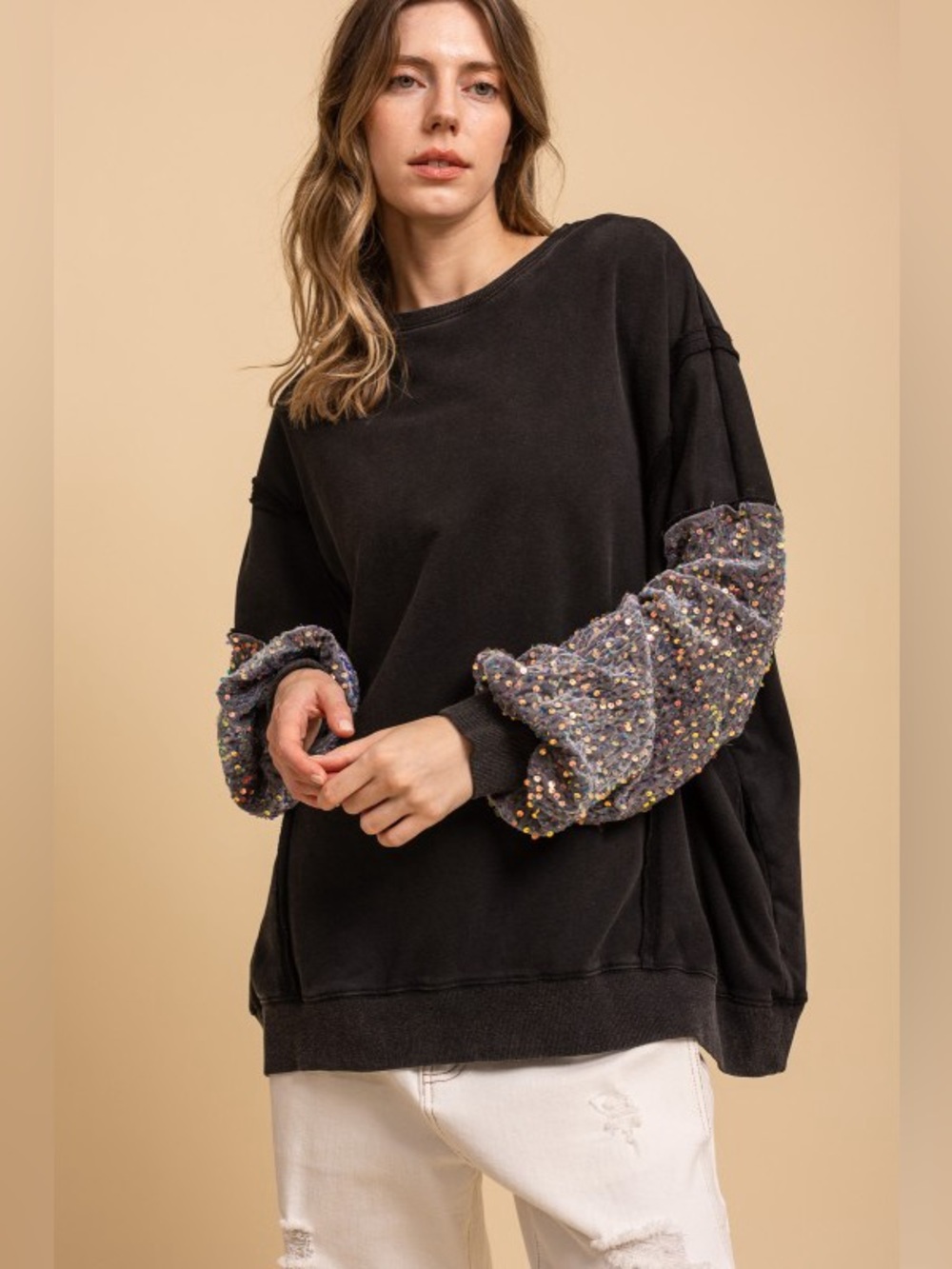 #222 New! Bluevelvet Women's Black Pullover Sweatshirt with Sequins